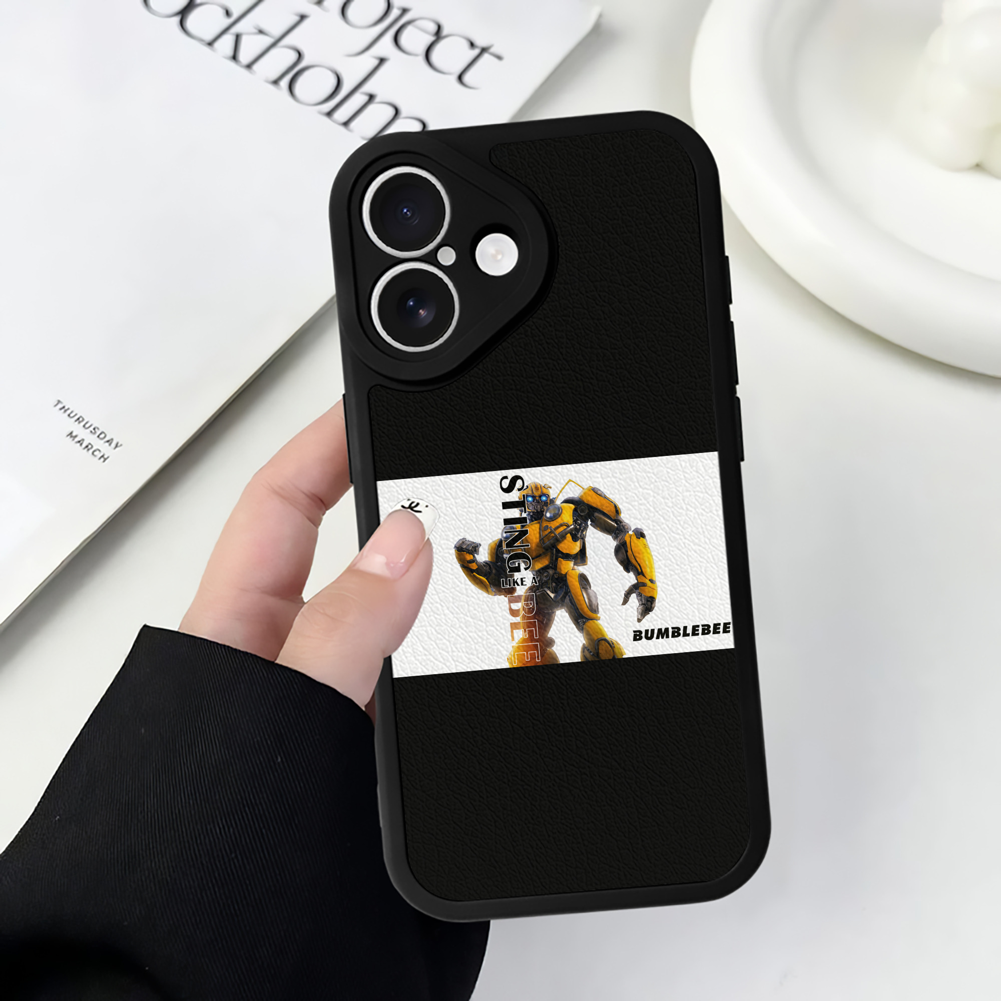 （画像用）  【iPhone 16シリーズ対応】シリコンスマホケース（レザー調） 材質：シリコン